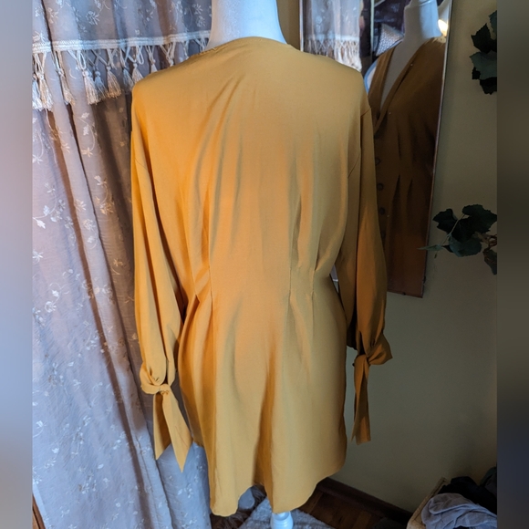 J Roberts | Mini Dress - Picture 6 of 11